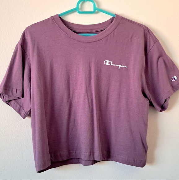 Champion crop Top in Lavender - Picture 2 of 5